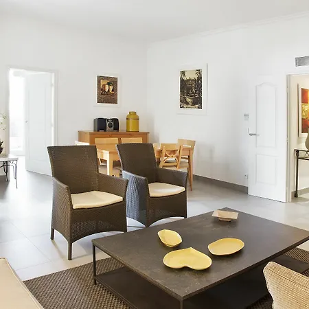 Croisette Prestige Апарт-отель 2*